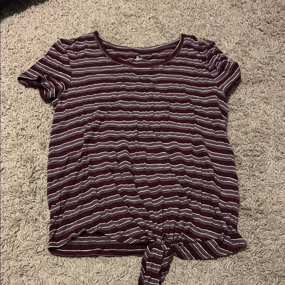 Kohl's Red and Gray Tie Front Relaxed Tee